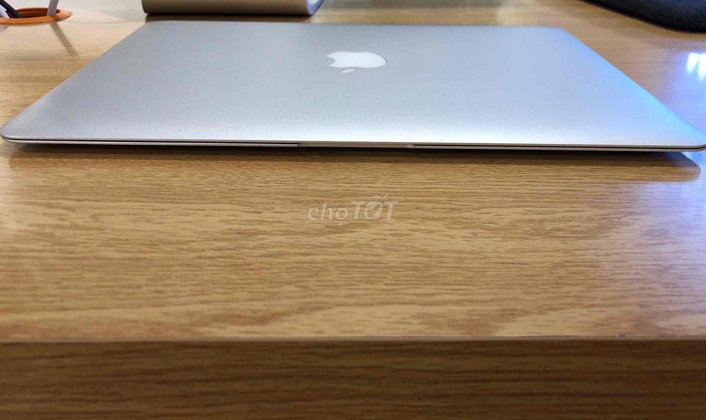 Macbook Air 11” 2015 i5/4g/128g 99% bh3 tháng. Mua bán Laptop tại Quận 3 Tp Hồ Chí Minh được đăng bởi Phúc Nguyễn hình 1