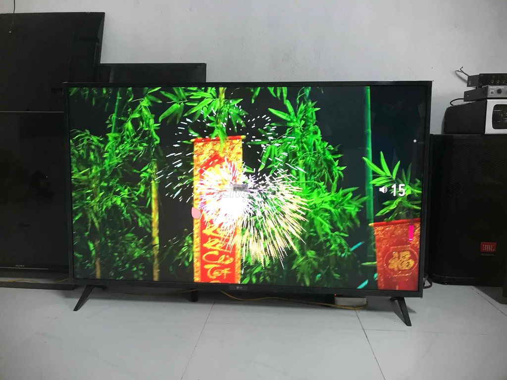 thanh lý tivi 55inch LG vào mạng sắt nét