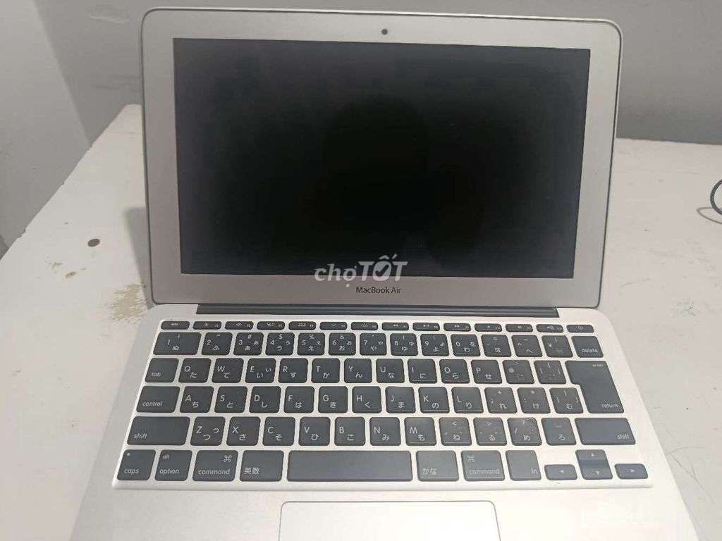 Apple MacBook Air Intel Core i5 4GB/384MB Bạc. Mua bán Laptop tại Quận Bình Thuỷ Cần Thơ được đăng bởi Chien Pham hình 1