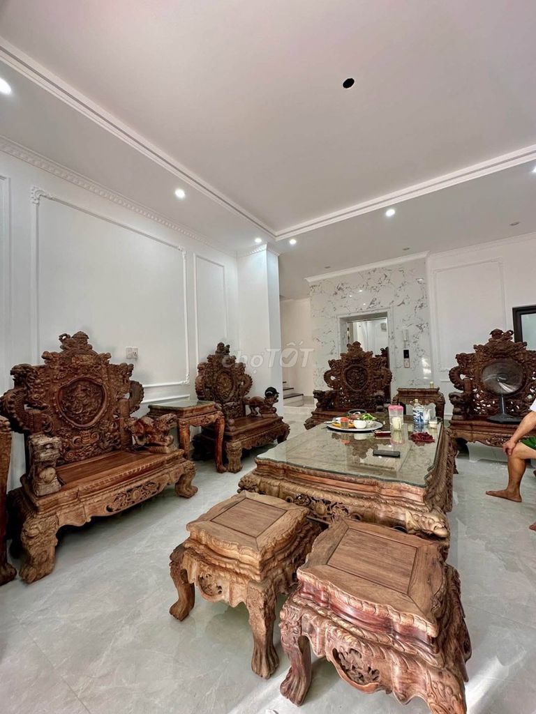 Дом 6 этажей с лифтом рядом с Timecity, 80 м², 20 млрд