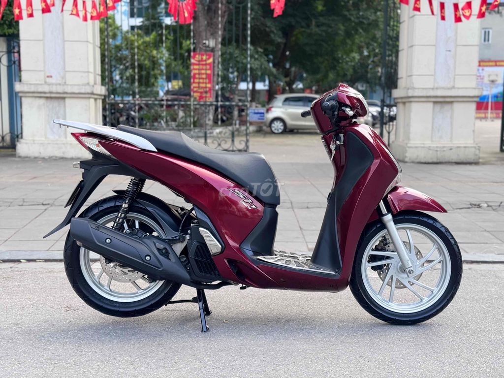 Sh 150fi đại chất sơn zin máy zin 100% 1 chủ. Mua bán Xe máy tại Quận Cầu Giấy Hà Nội được đăng bởi nguyễn bích thuỷ hình 2