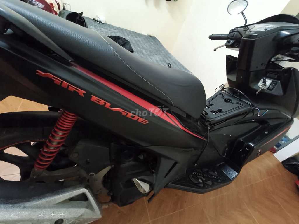 Honda Air Blade Fi 125  2024 Đen. Mua bán Xe máy tại Quận Long Biên Hà Nội được đăng bởi Mt hình 3