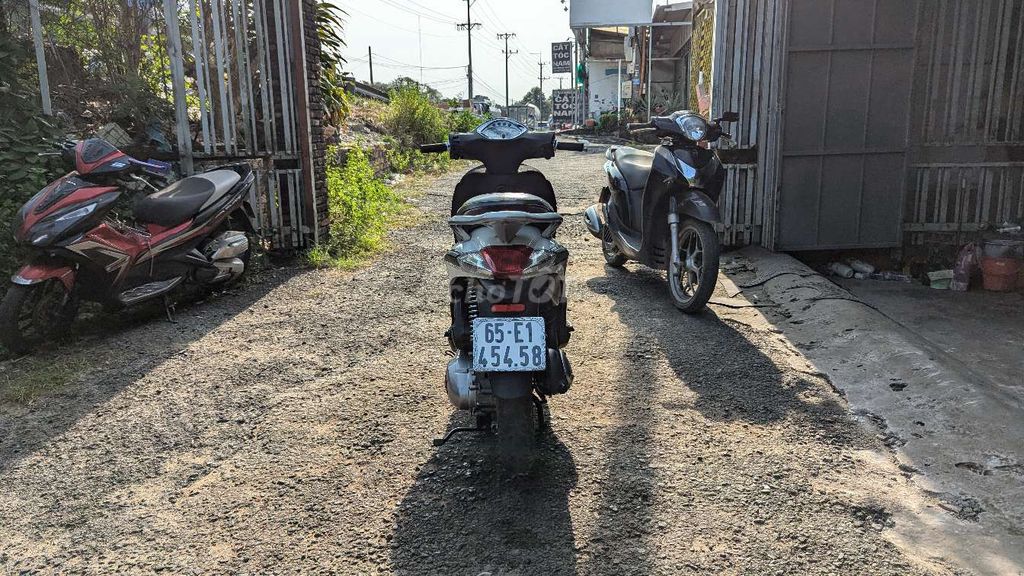 Piaggio Liberty 3V zin êm đẹp 9 chủ. Mua bán Xe máy tại Quận Ninh Kiều Cần Thơ được đăng bởi Bán Phụ Tùng Tháo Xe  hình 3