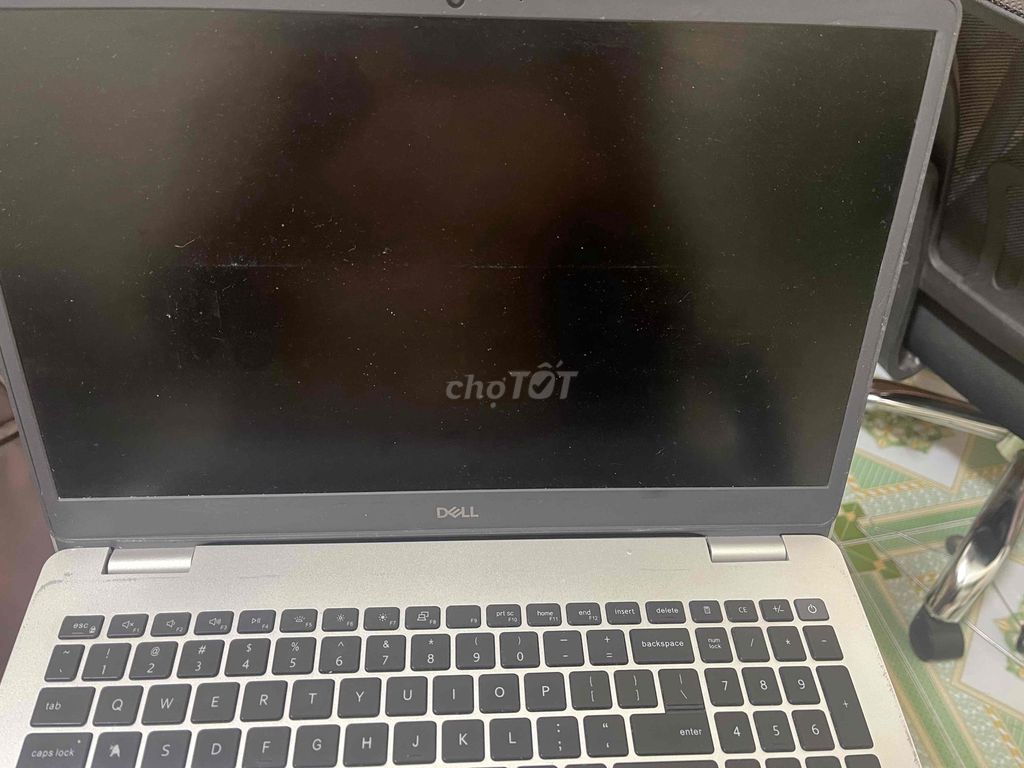 Lên đời cần bán Dell insprion 5593 i5 thế hệ 10
