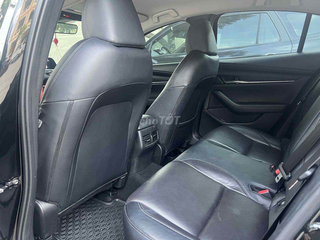 Mazda 3 2022 1.5L Luxury - 68000 km. Mua bán Ô tô tại Thành Phố Đồng Hới Quảng Bình được đăng bởi Hien Nguyen hình 9