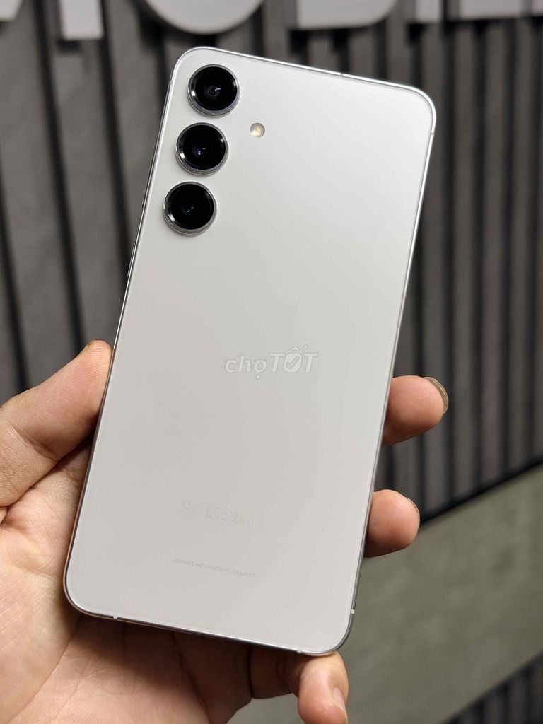 Samsung S24 Plus 256Gb Trắng 2 sim. Mua bán Điện thoại tại Quận Bình Thạnh Tp Hồ Chí Minh được đăng bởi Đạt Mobi hình 1
