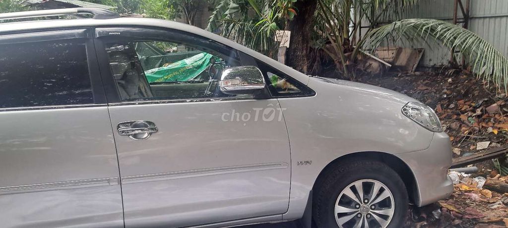 Toyota Innova 2008 Bạc 7 chỗ