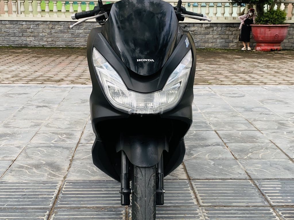 HONDA PCX 150 ĐEN MỚI NGUYÊN BẢN 2020 BIỂN 29