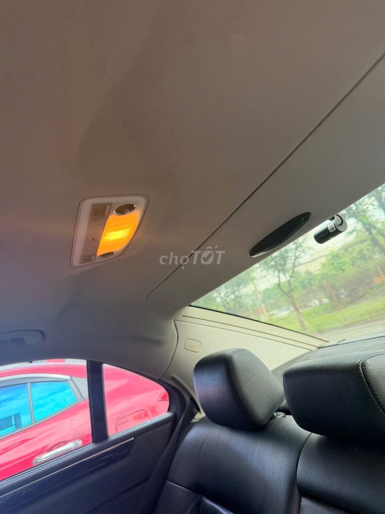 Mercedes E250 2012 Серый 232 000 км
