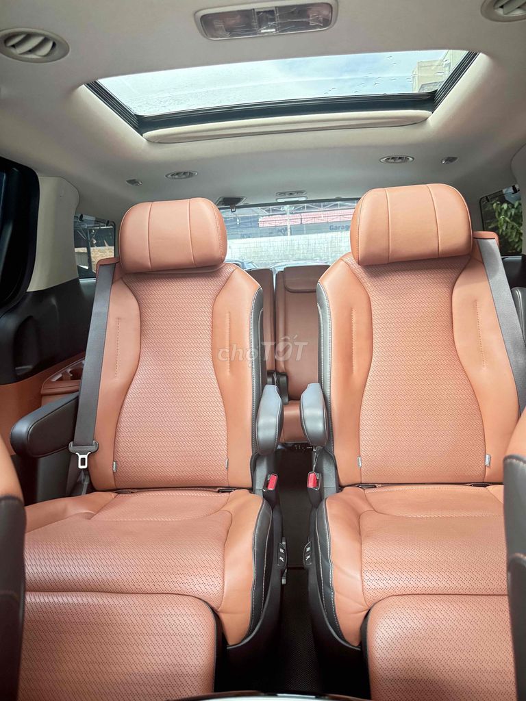 Kia Carnival 2022 Signature Xám 40.000 km. Mua bán Ô tô tại Quận Phú Nhuận Tp Hồ Chí Minh được đăng bởi Nghĩa Trần hình 16