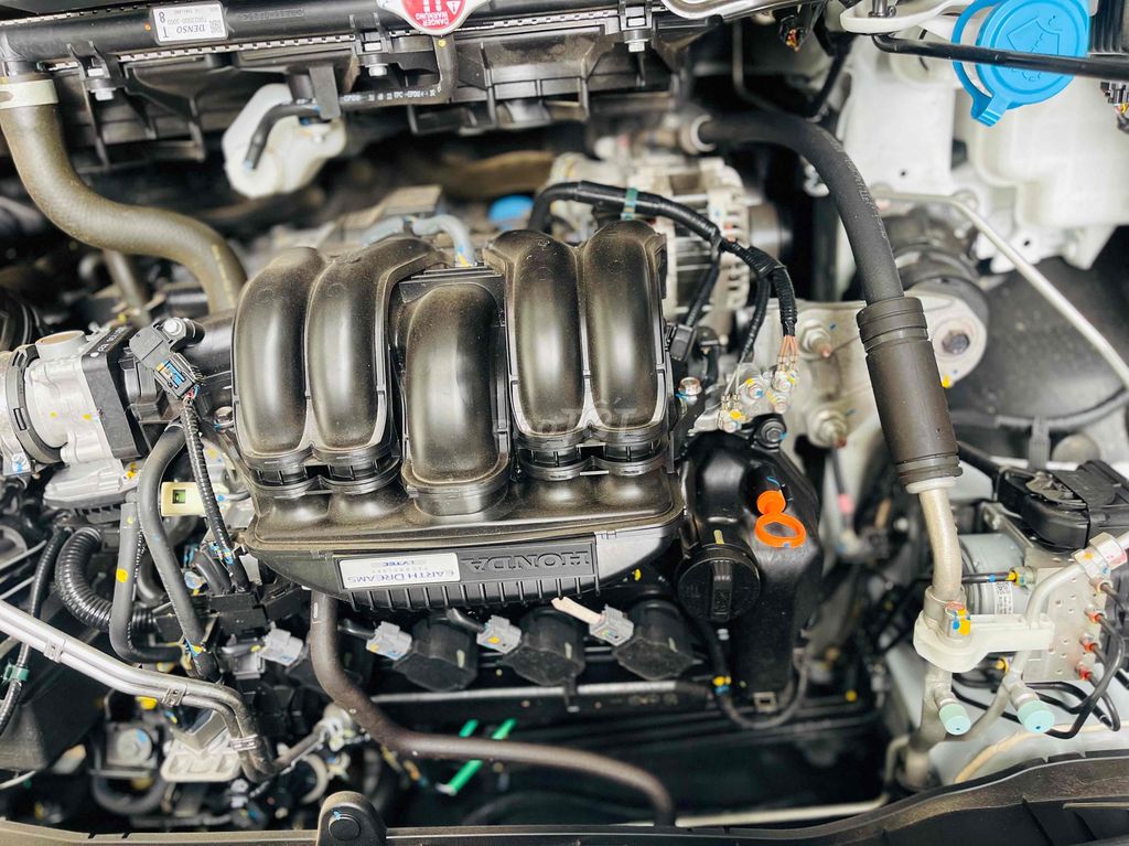 Honda City RS 2023 sơn zin 100% 1,5 vạn zin. Mua bán Ô tô tại Quận Hoàng Mai Hà Nội được đăng bởi Phạm quang đồng hình 15