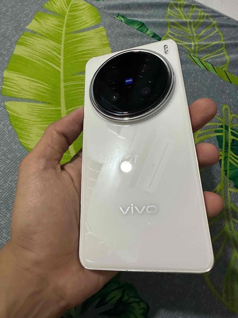 Vivo X200 Pro 16GB/512GB Trắng zin đẹp có gl. Mua bán Điện thoại tại Quận 12 Tp Hồ Chí Minh được đăng bởi Thành Tâm  hình 1