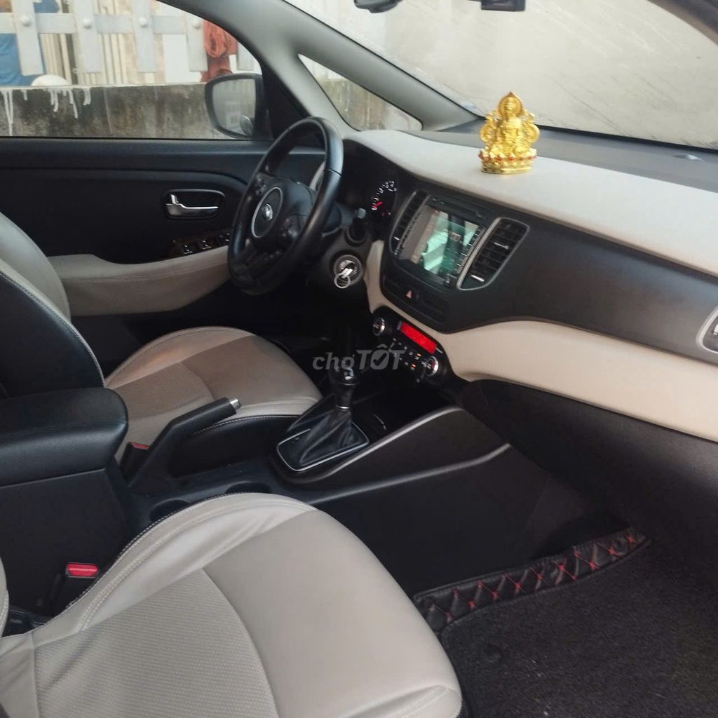 KIA RONDO 2016 Số tự động Đen. Mua bán Ô tô tại Quận 6 Tp Hồ Chí Minh được đăng bởi A Zon hình 8