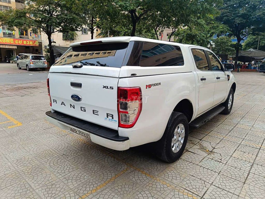 Ranger 2017 XLS 2.2L 4x2 AT - 12000 km. Mua bán Ô tô tại Quận Cầu Giấy Hà Nội được đăng bởi Hà Châu Tuyền hình 5