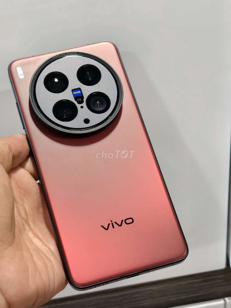 Vivo X200 Ultra Đỏ 16GB/512GB 99%. Mua bán Điện thoại tại Quận Hai Bà Trưng Hà Nội được đăng bởi Huy Máy Tàu hình 1