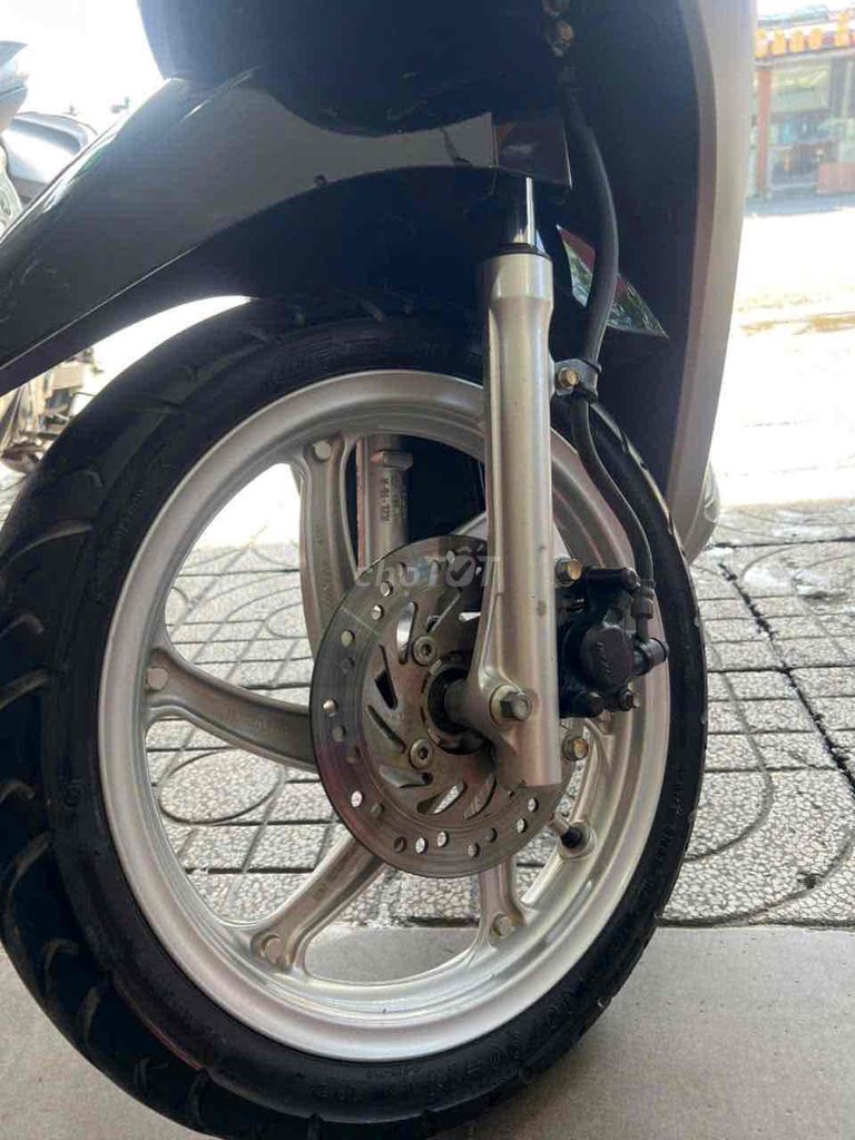 Honda Vision 2020 màu Xám. Mua bán Xe máy tại Huyện Bình Chánh Tp Hồ Chí Minh được đăng bởi long nhan hình 3