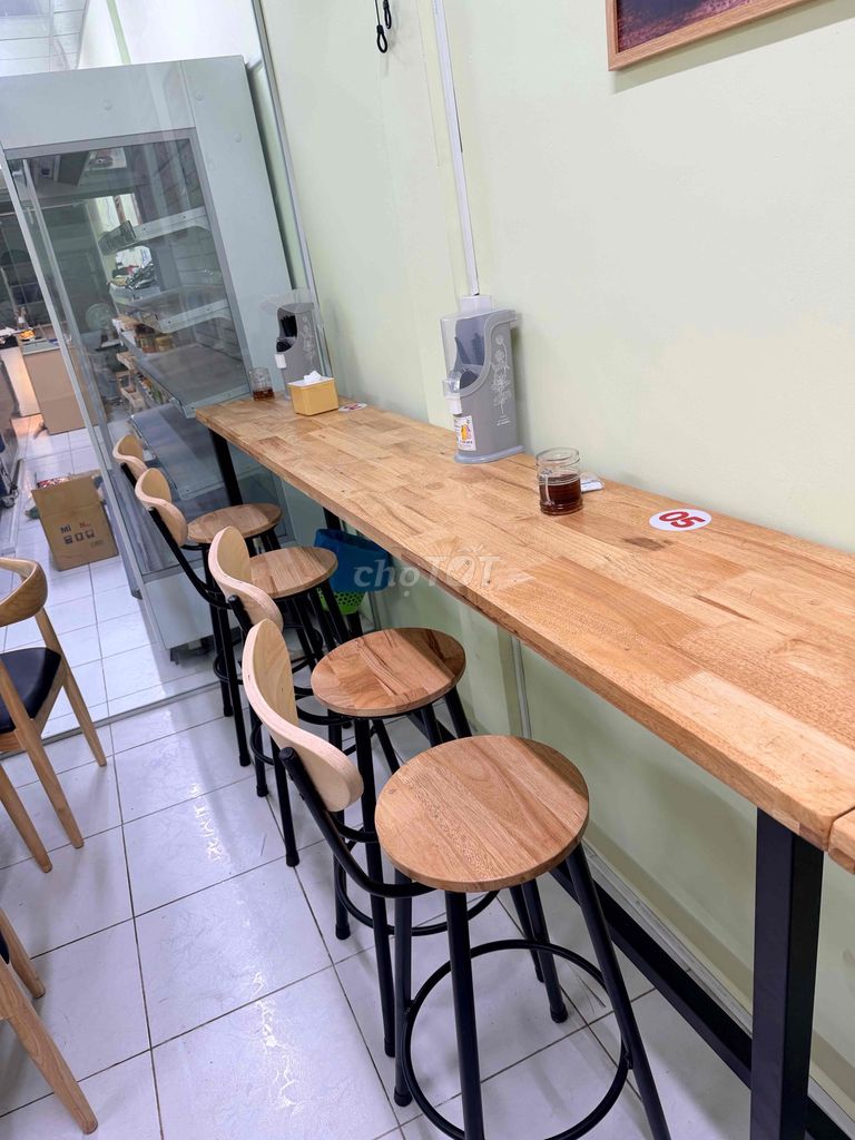 Bộ bàn ghế bar Gỗ Kim loại Nâu Đen 4 ghế. Mua bán Bàn ghế tại Quận 7 Tp Hồ Chí Minh được đăng bởi dương hình 1