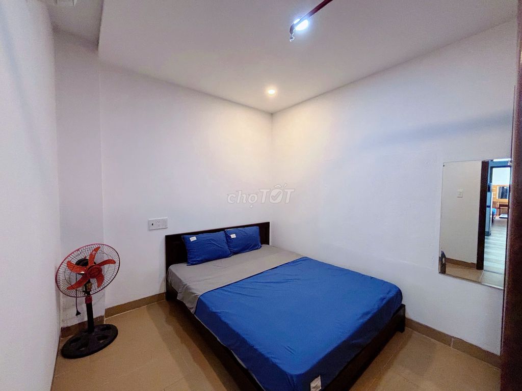 2-bedroom apartment with balcony near the beach on An Cư 7 — photo 4