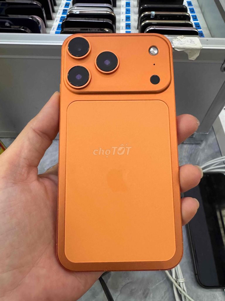 Apple iPhone 11 64GB độ 17ro lock. Mua bán Điện thoại tại Quận 4 Tp Hồ Chí Minh được đăng bởi Phan Pha hình 1