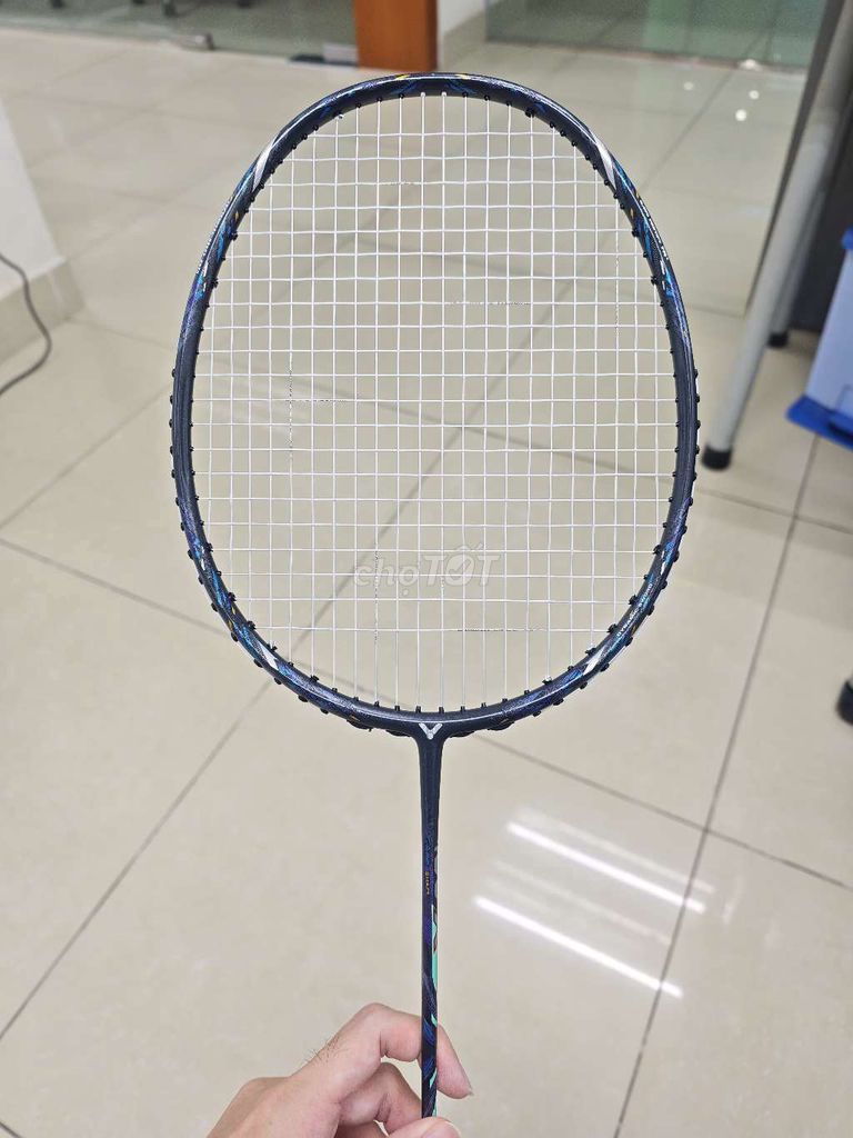 Vợt cầu lông Victor Ars 100x Ultra Đen 99.9%. Mua bán Đồ thể thao, Dã ngoại tại Thành phố Vũng Tàu Bà Rịa - Vũng Tàu được đăng bởi Thắng hình 1