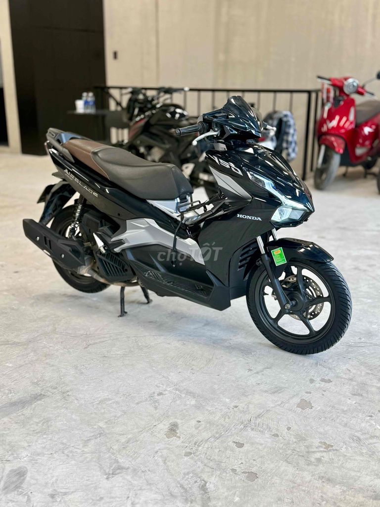 Cần bán Honda Air Blade 150 giá tốt. Mua bán Xe máy tại Thành phố Thủ Đức Tp Hồ Chí Minh được đăng bởi iMotorbike Khang hình 3