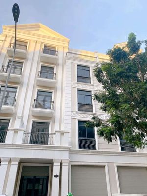 BÁN CĂN NHÀ PHỐ 144M2 5 TẦNG TRONG KHU ĐÔ THỊ VINHOMES GRAND PARK. Mua bán nhà ở tại Thành phố Thủ Đức Tp Hồ Chí Minh được đăng bởi NGUYỄN TRỌNG HƯNG