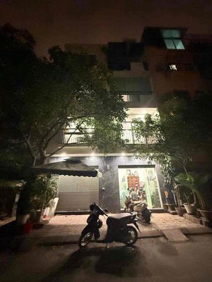 Townhouse in Tây Hồ