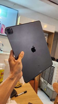 Iphone Ipad Pro 2020 12.9inch có trả Góp ❄️❄️❄️. Mua bán Máy tính bảng tại Quận Liên Chiểu Đà Nẵng được đăng bởi Anh Tuấn Apple