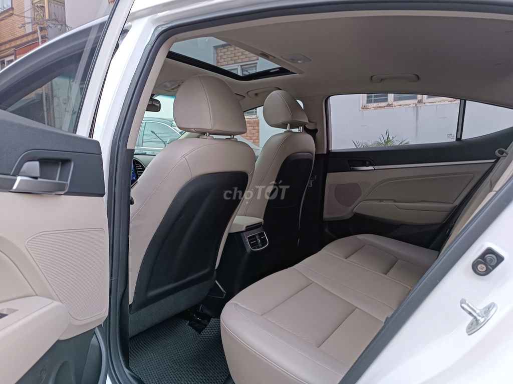 Hyundai Elantra 2021 2.0GLS màu trắng. Mua bán Ô tô tại Quận Gò Vấp Tp Hồ Chí Minh được đăng bởi Huy 702 hình 7