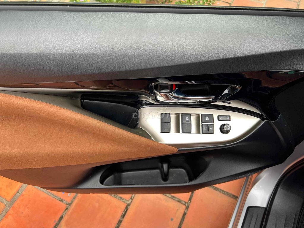 Innova G 2019 Tự động Odo: 26 ngàn 1 chủ Tphcm. Mua bán Ô tô tại Huyện Hóc Môn Tp Hồ Chí Minh được đăng bởi Sao Mai Home Oto hình 6