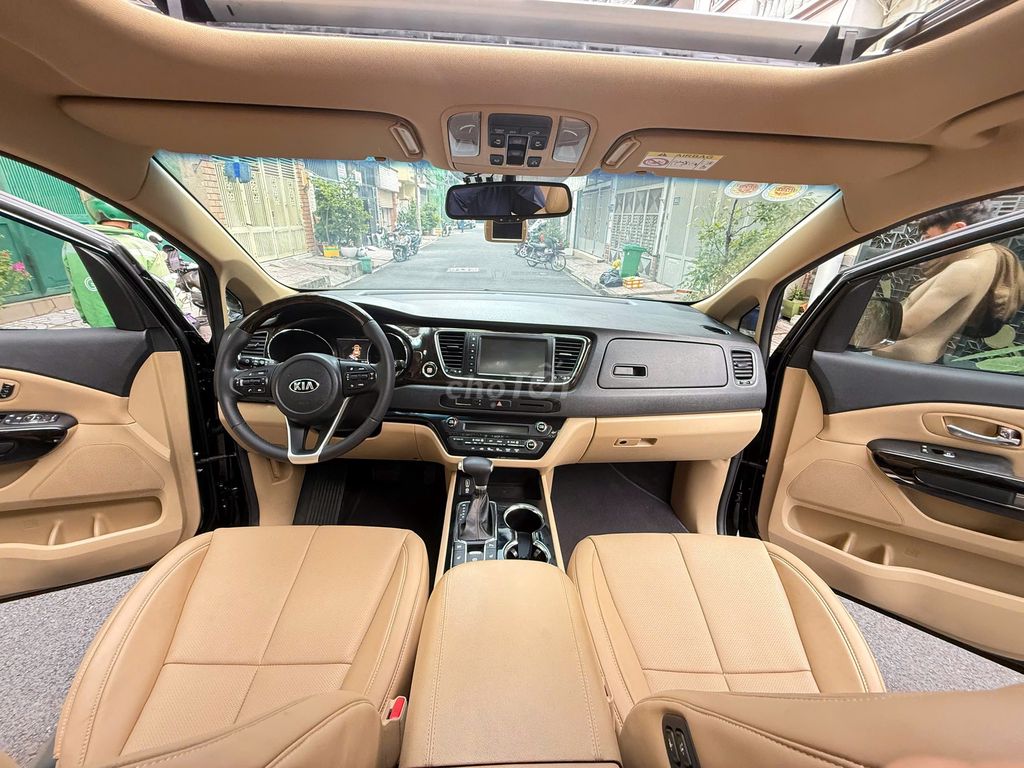 Kia Sedona 2019 2.2 DAT Luxury - 72000 km. Mua bán Ô tô tại Quận Bình Thạnh Tp Hồ Chí Minh được đăng bởi Nguyen van dat hình 8