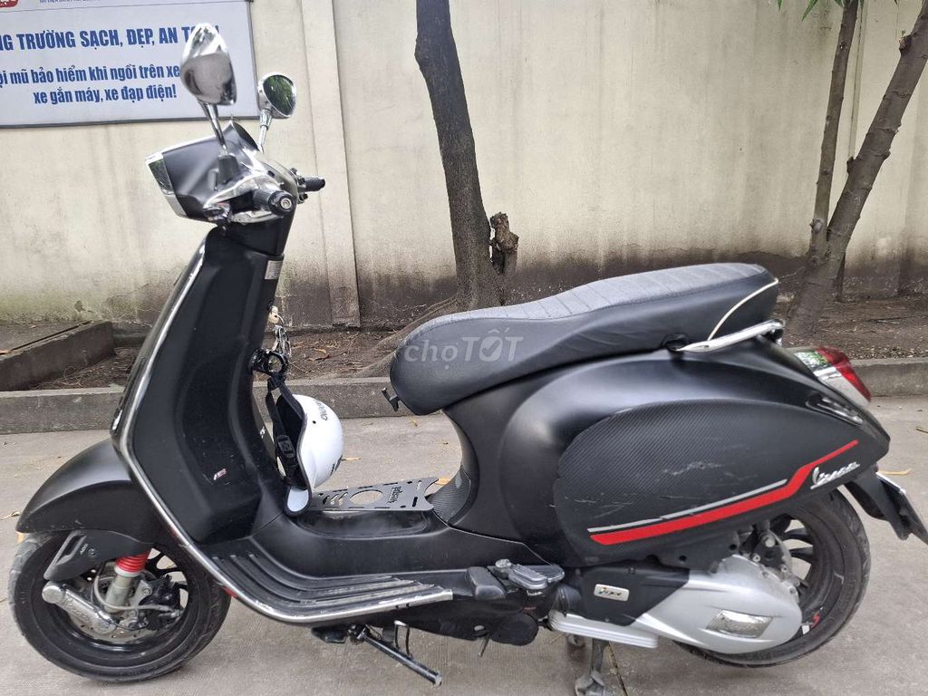 Piaggio Vespa Sprint 2022 125cc ABS Đen. Mua bán Xe máy tại Quận Bình Tân Tp Hồ Chí Minh được đăng bởi Nguyễngiang hình 1