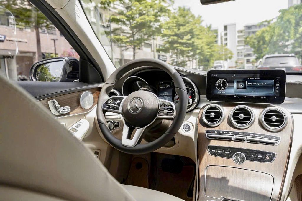 Mercedes C200 Exclusive 2019 - sang trọng lịch lãm. Mua bán Ô tô tại Quận Gò Vấp Tp Hồ Chí Minh được đăng bởi Trường Nguyễn Xe Sang hình 13
