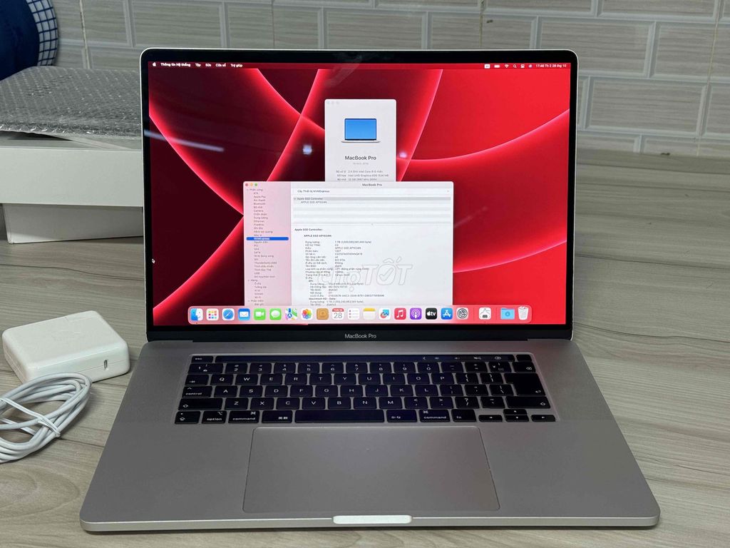 Macbook Pro 2019 - 16 inch , i9 / 32/ ssd 1 TB