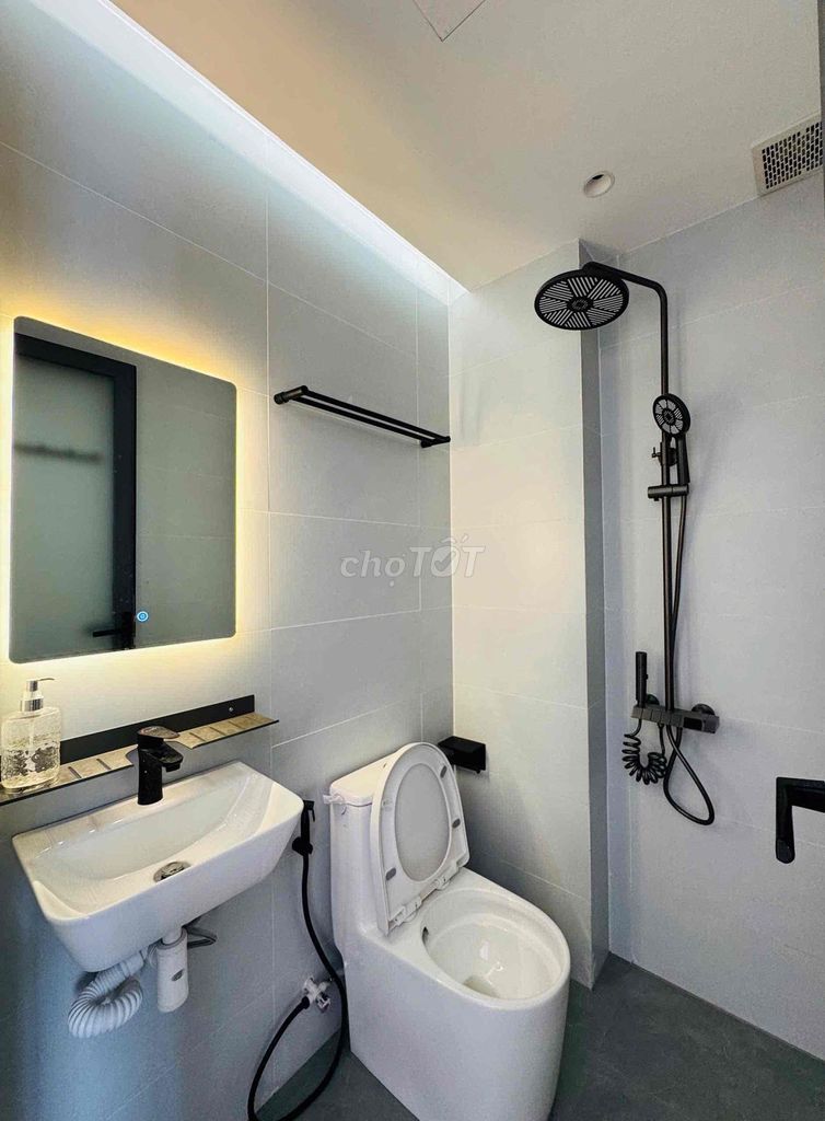 CĂN HỘ CAO CẤP- FULL NỘI THẤT- CÓ BAN CÔNG