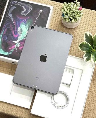 📱𝐈𝐏𝐚𝐝 𝐏𝐫𝐨 𝟐𝟎𝟏𝟖 𝟔𝟒𝐆𝐁 𝐆𝐫𝐚𝐲 𝐖𝐢𝐟𝐢 99% 𝐅𝐔𝐋𝐋𝐁𝐎𝐗 có GÓ. Mua bán Máy tính bảng tại Quận Bình Tân Tp Hồ Chí Minh được đăng bởi POLY STORE APPLE