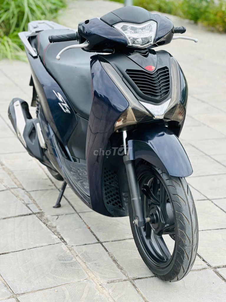 HONDA SH 125 NGUYÊN BẢN CHÍNH CHỦ 2018. Mua bán Xe máy tại Quận Nam Từ Liêm Hà Nội được đăng bởi BÌNH MINH hình 1