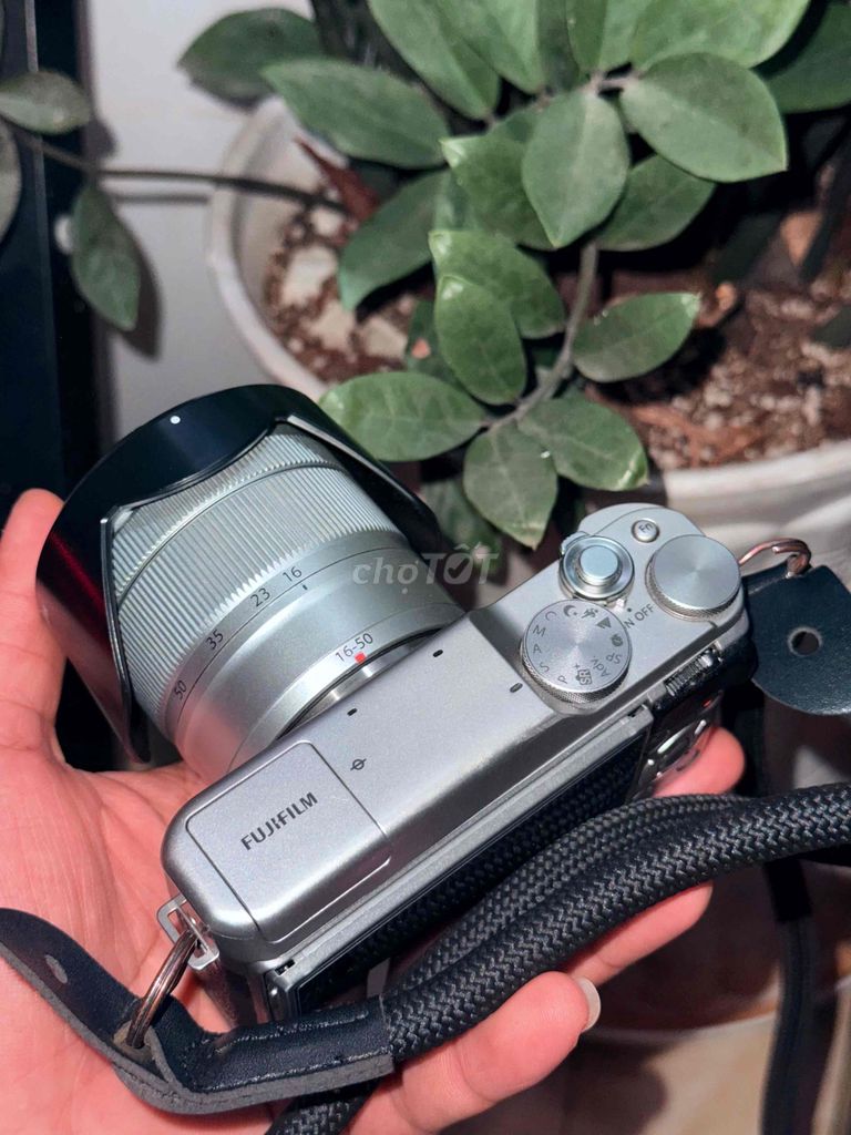 Cần Bán FUJIFILM XA10 + LENS 16-50MM (X-A10). Mua bán Máy ảnh, Máy quay tại Quận 12 Tp Hồ Chí Minh được đăng bởi Phạm Xuân hình 1