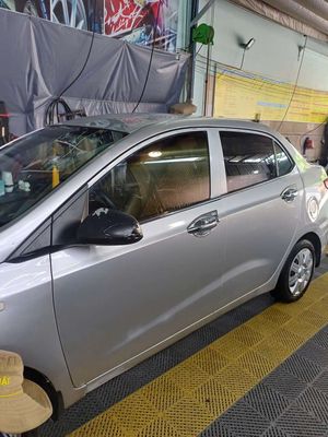 Hyundai Grand i10 Số sàn Bạc 256.504 km