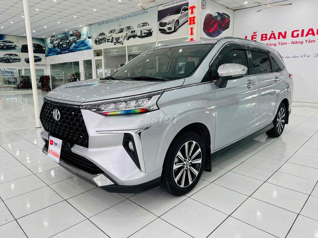 Toyota Veloz 1.5CVT  sx2023 một chủ  mua từ mới. Mua bán Ô tô tại Thành phố Thủ Dầu Một Bình Dương được đăng bởi TRUNG DƯƠNG AUTO  hình 2