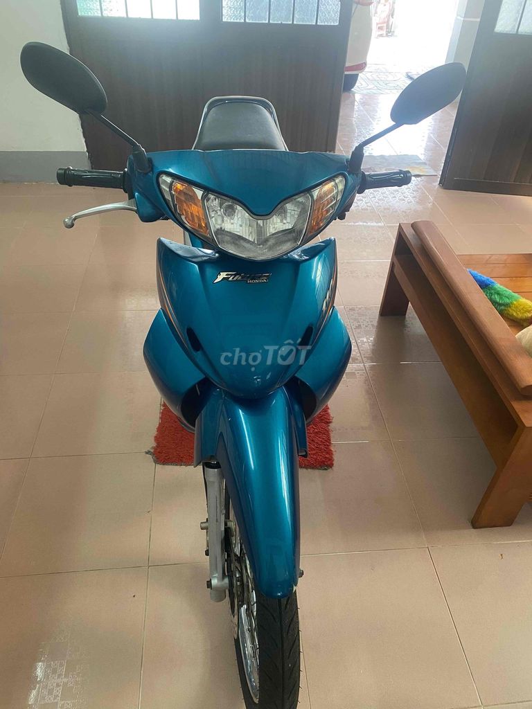 Cần bán Future 1 đời 2000ET  nguyên bản chính chủ. Mua bán Xe máy tại Huyện Trà Cú Trà Vinh được đăng bởi Vân Anh hình 1