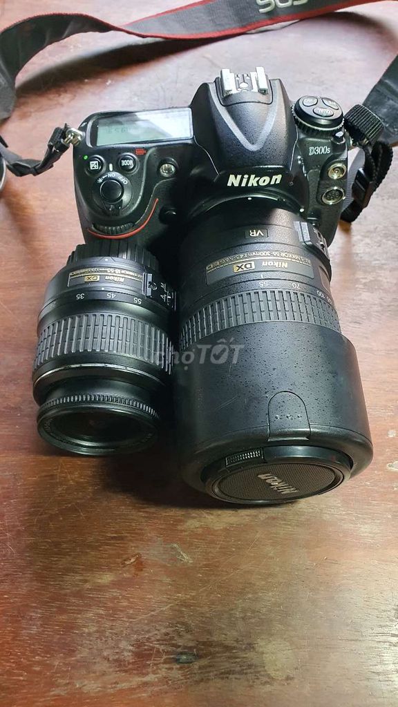 Nikon D300s + lens kit 18 55 , 55 300 dx vr