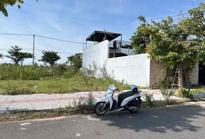 Bán vội lô MT Đ. Sơn Thuỷ 2, Hoà Hãi, Ngũ Hành Sơn 115m2 - 1ty080. Mua bán đất tại Quận Ngũ Hành Sơn Đà Nẵng được đăng bởi Nguyễn Tiến Đạt