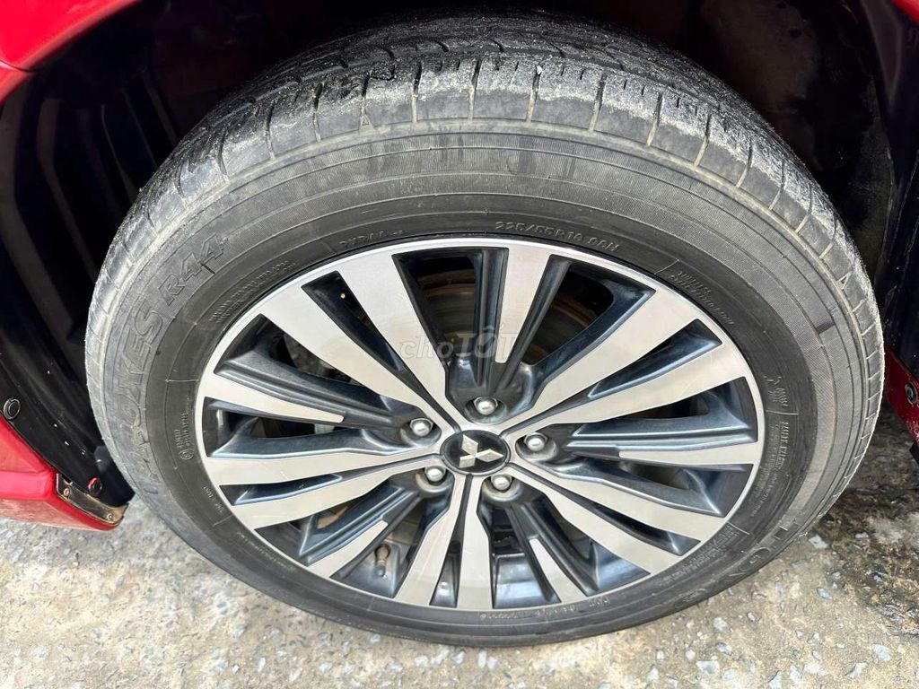 Mitsubishi Outlander 2022 2.0CVT,màu đỏ,24.000nkm. Mua bán Ô tô tại Quận Bình Tân Tp Hồ Chí Minh được đăng bởi Son Do hình 18