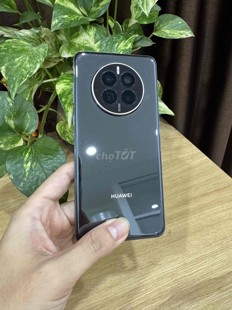 Huawei Mate 50e 256GB Đen Like New. Mua bán Điện thoại tại Quận Hoàng Mai Hà Nội được đăng bởi OneSmart hình 1