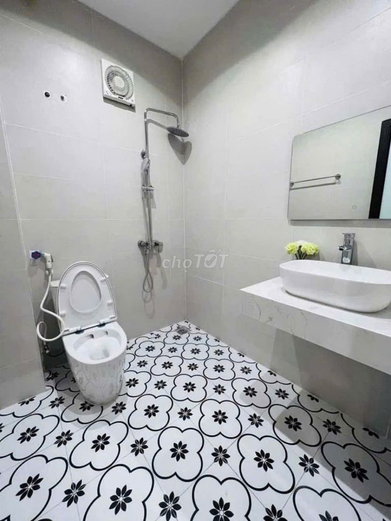 Bán nhà phố Phùng Chí Kiên, phân lô, ngõ thông, 56m2, MT4m 15.45 tỷ