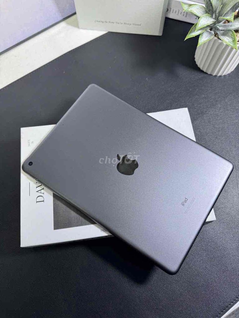 Apple iPad Gen 9 Wifi 64GB Grey. Mua bán Máy tính bảng tại Quận 10 Tp Hồ Chí Minh được đăng bởi Minh Nguyệt hình 1