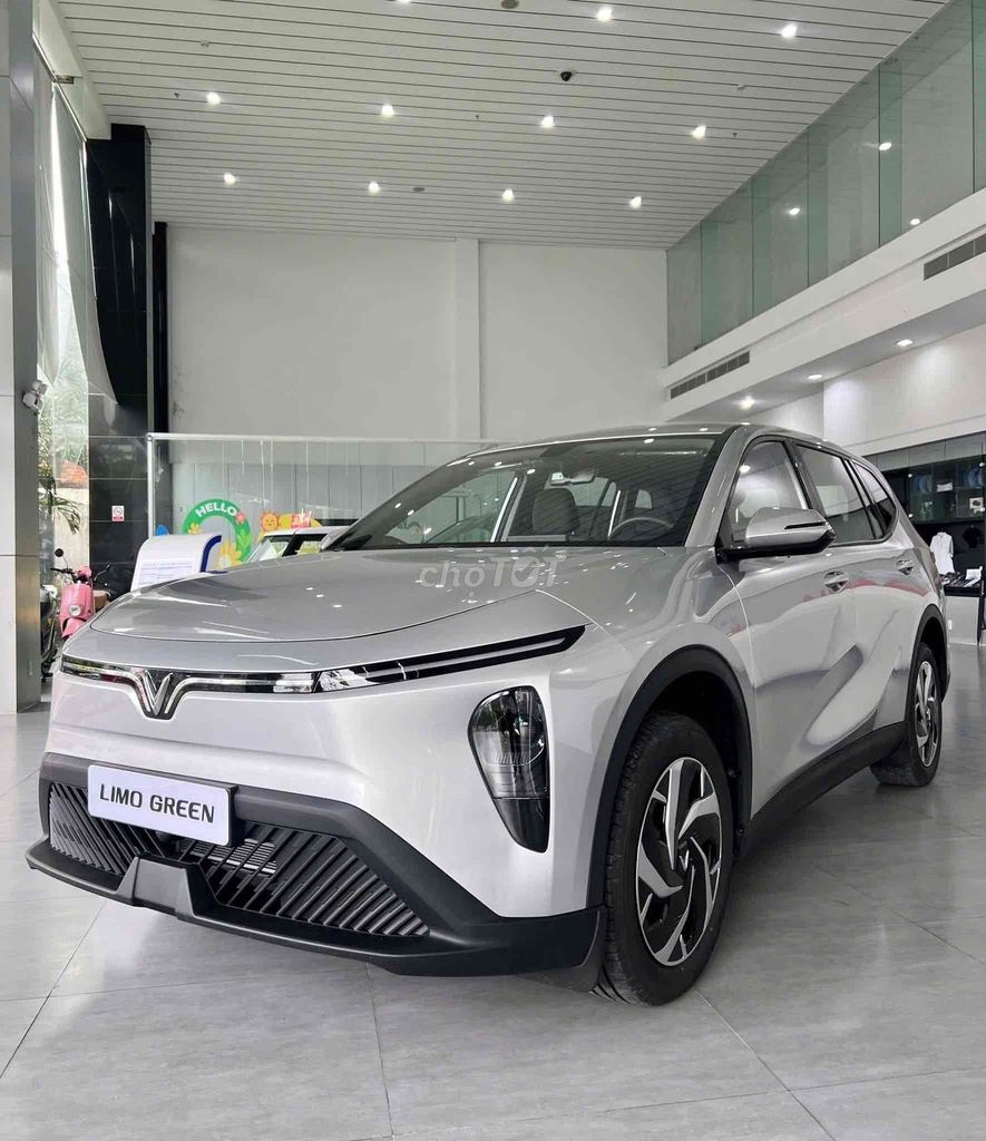 LIMO GREEN-ƯU ĐÃI KHỦNG-TẶNG CỐP TRƯỚC SIÊU RỘNG. Mua bán Ô tô tại Thành phố Thủ Đức Tp Hồ Chí Minh được đăng bởi Vinfast VFX Thủ Đức hình 1