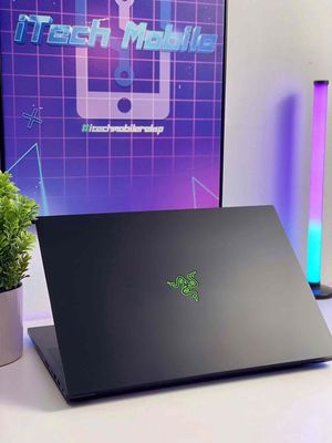 RAZER Blade 18 2024 i9/4070 siêu phẩm likenew !!!. Mua bán Laptop tại Quận 10 Tp Hồ Chí Minh được đăng bởi Đặng Quốc