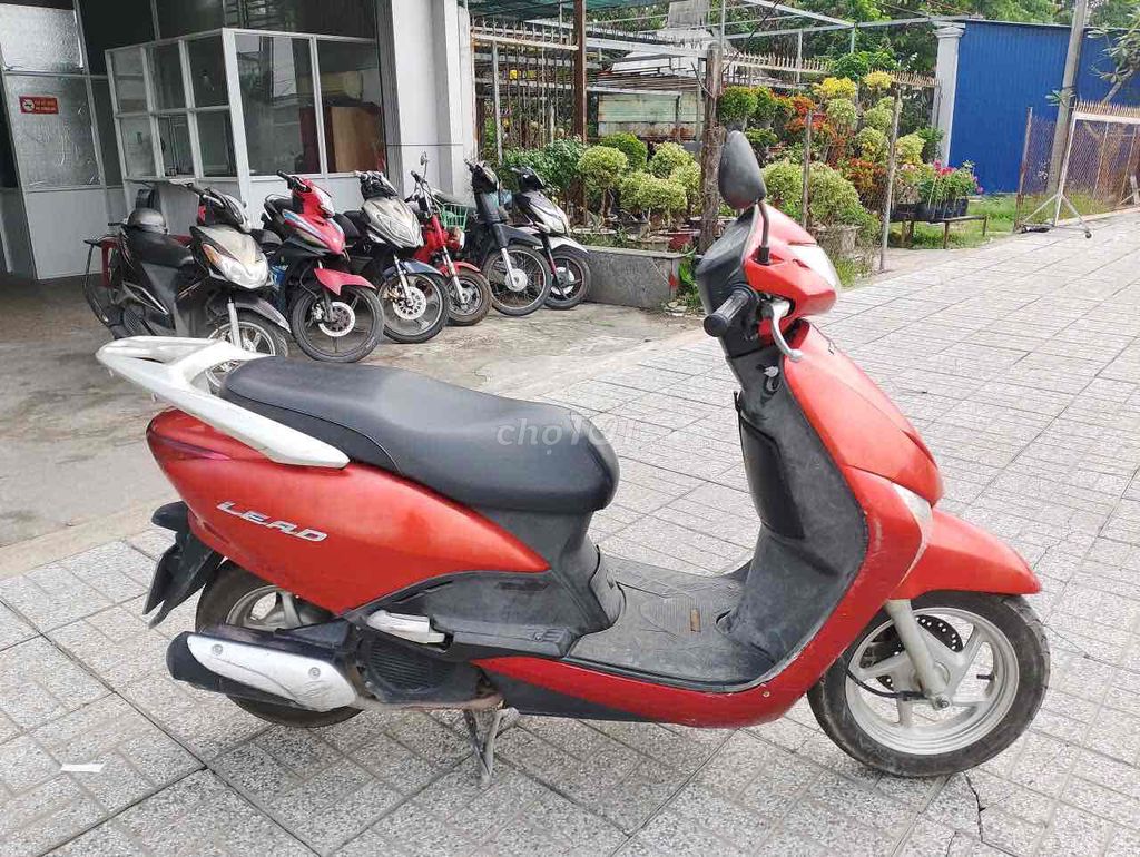 Honda Lead màu Đỏ. Mua bán Xe máy tại Quận Ninh Kiều Cần Thơ được đăng bởi đầy cửa hàng cầu hưng lợi nk cần thơ hình 1